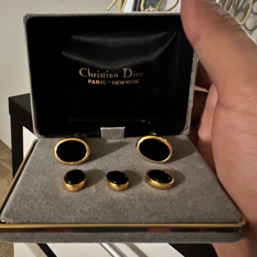 Dior Elegant Gold and Black Cufflinks - Picture 3 of 8